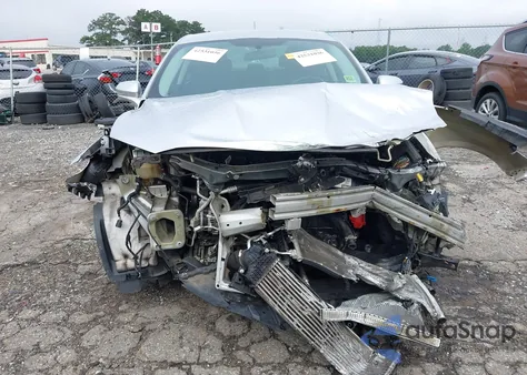 2015 Ford Fusion Se z USA, uszkodzony, nr VIN 3FA6P0H97FR283391